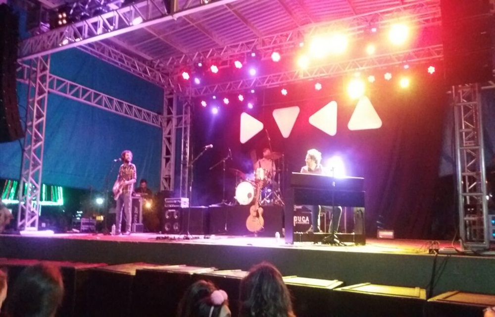 Ir para  <p><big>A programa&ccedil;&atilde;o do 63&deg; anivers&aacute;rio de Gaurama teve in&iacute;cio nesta quinta-feira (14/12) com a chegada do Papai Noel e show nacional com Duca Leindecker, ex Cidad&atilde;o Quem...